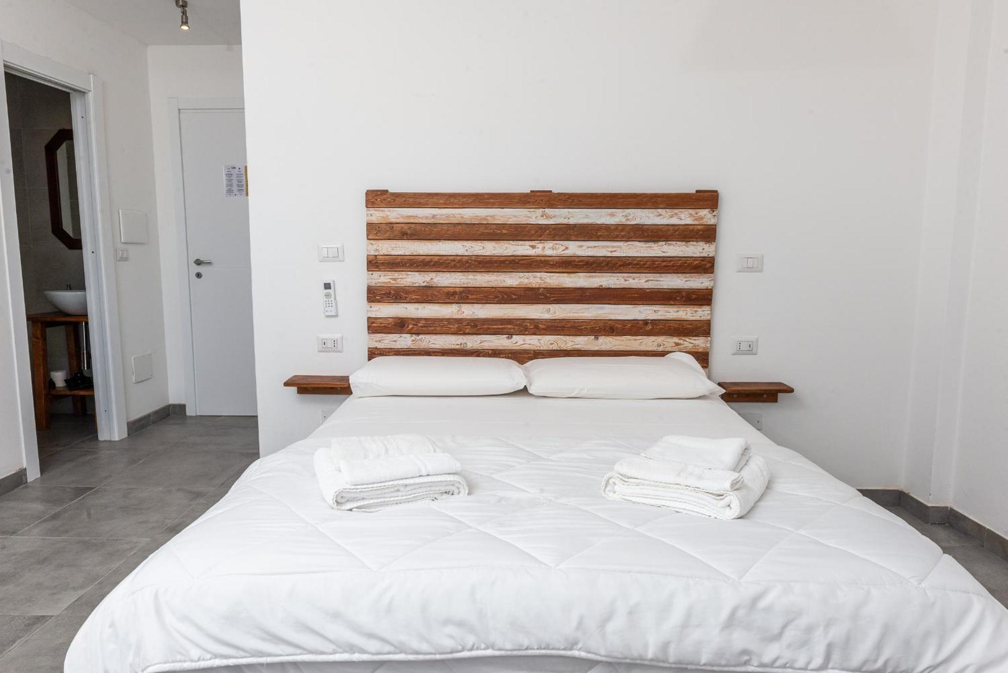 Guest House - Affittacamere Green Apartment - By Faendho Porto Torres Exterior foto